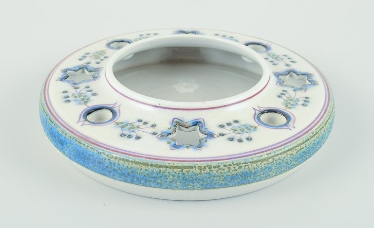 Berte Jessen for Aluminia. Advent wreath in faience. Hand-painted. - 4