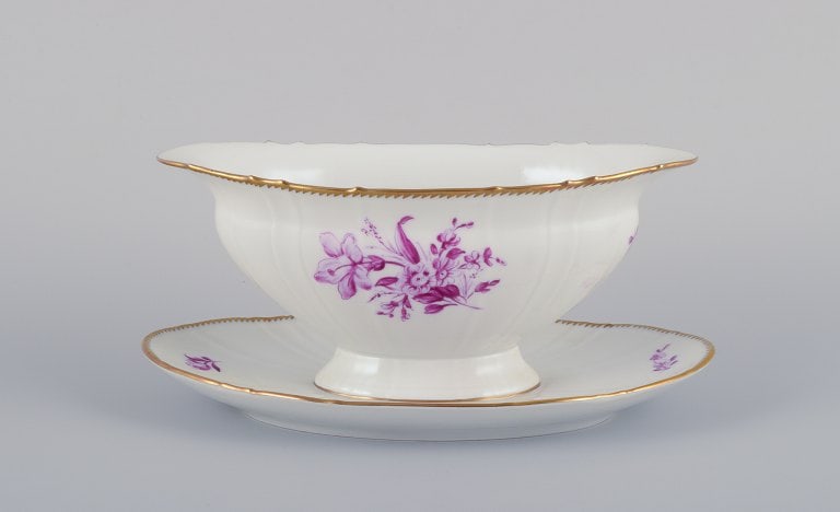 Bing & Grøndahl, Denmark. Hand-painted sauce boat with floral decorations in purple and gold (1 of 8)