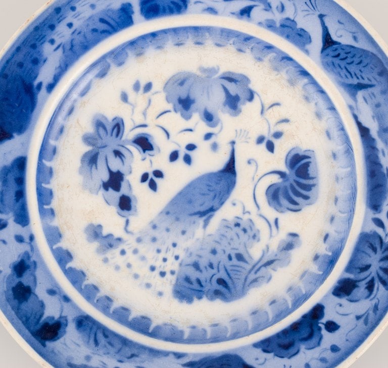 Aluminia, Denmark. Oval dish and two plates. Peacock pattern. Faience. - 5