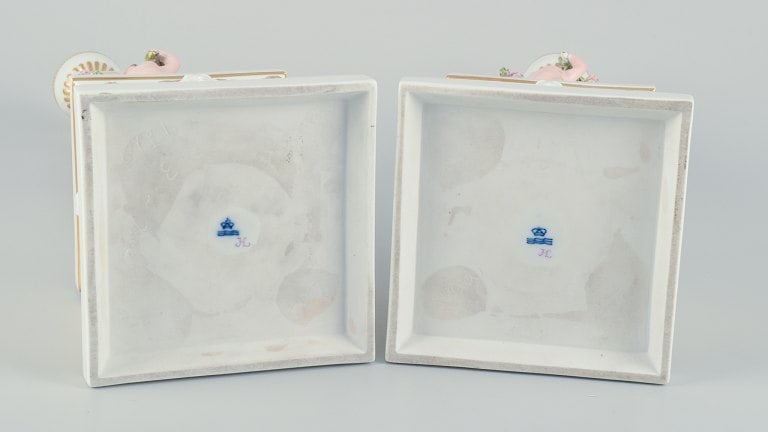 Royal Copenhagen Flora Danica, a pair of obelisks for table decoration. Putti surrounded by - 7