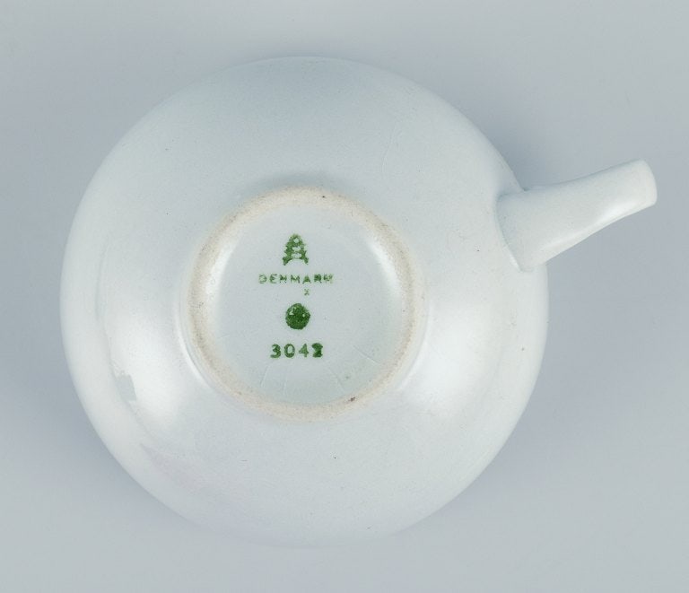 Grethe Meyer for Aluminia. A set of four Blue line coffee cups with saucers in faience. - 7