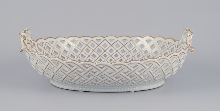 Meissen, Germany. Colossal open lace oval bowl. Hand-painted with polychrome flower motifs and gold - 2