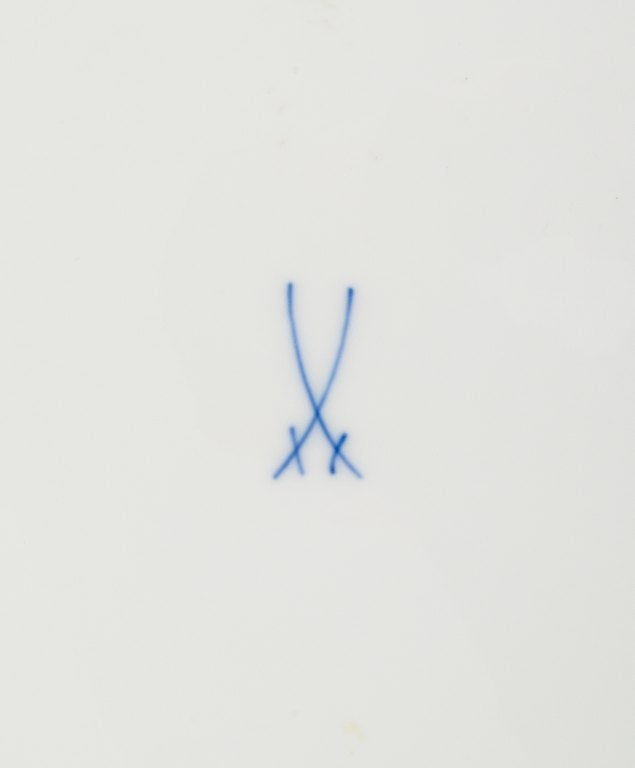 Meissen, Germany. Colossal open lace oval bowl. Hand-painted with polychrome flower motifs and gold - 7