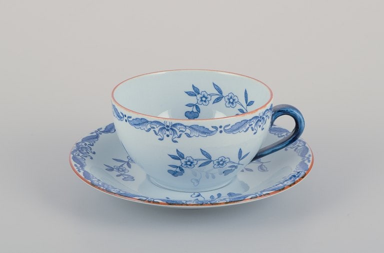 Rörstrand, Sweden. A set of six "Ostindia" coffee cups and saucers in faience. Hand-painted. - 2