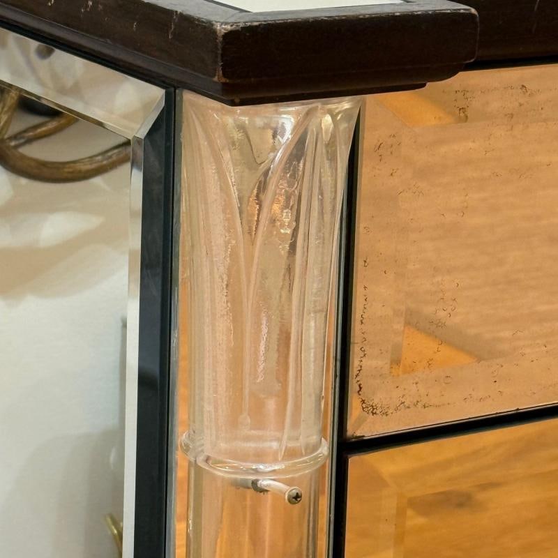 Grosfeld House, Hollywood Regency, 'Glassics' Mirrored Cabinets, USA, 1930s - 9