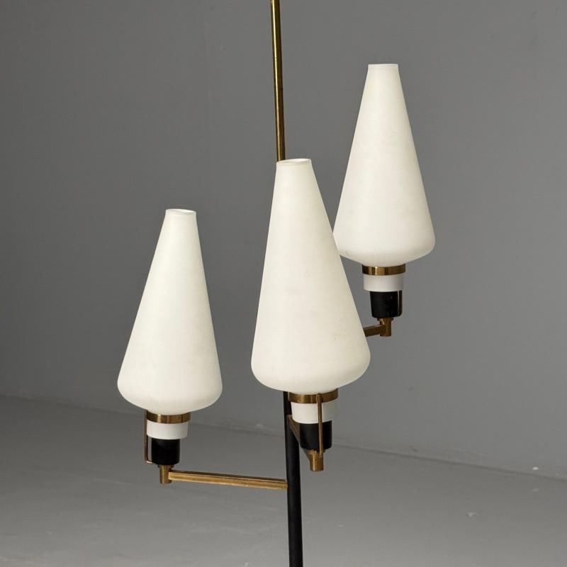 Italian Mid-Century Modern, Ceiling Pendant, Brass, Opaline Glass, Italy, 1950s - 7