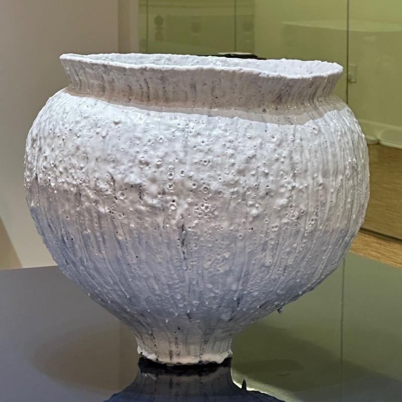 Jon Tierney, Contemporary, Large Modern Moon Jar, Glazed Ceramic, White and Blue - 2