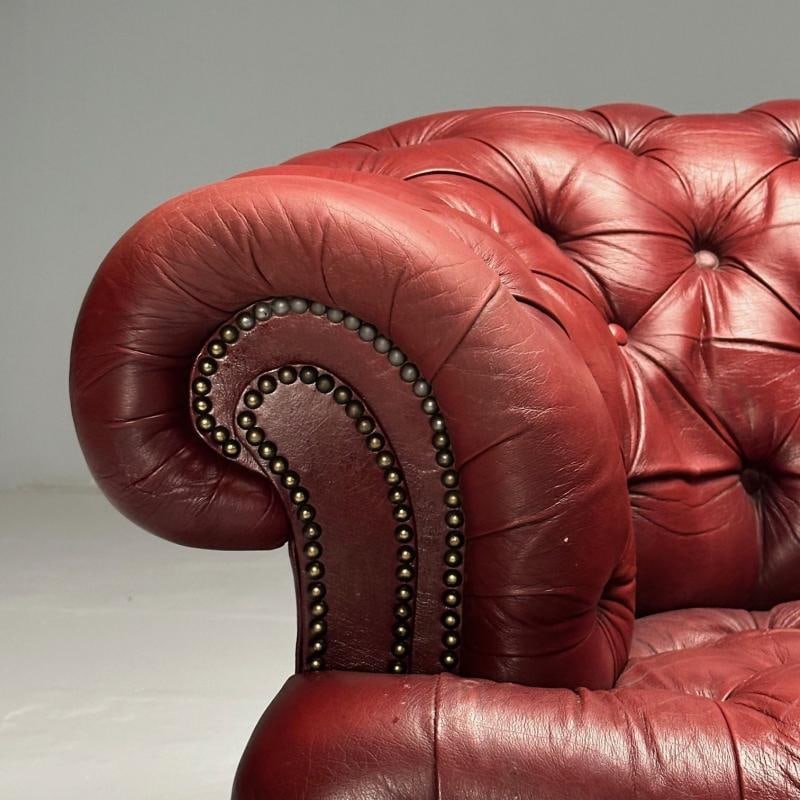 Georgian, Chesterfield Sofa, Tufted, Red Distressed Leather, Bun Feet, 2000s - 9
