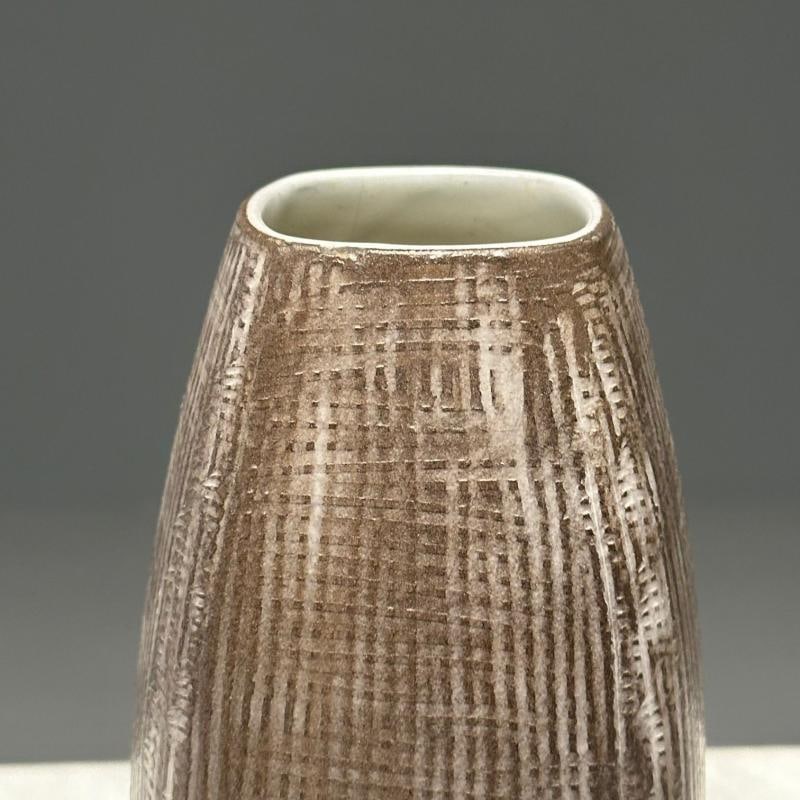 Ingrid Atterberg, Ekeby, Swedish Mid-Century Modern, Tan Vase, Stoneware,1960s - 9