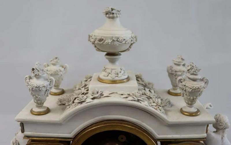 Sèvres Parian Attr, Louis XV, French Mantle Clock, Parian, Bronze, 19th Century - 9