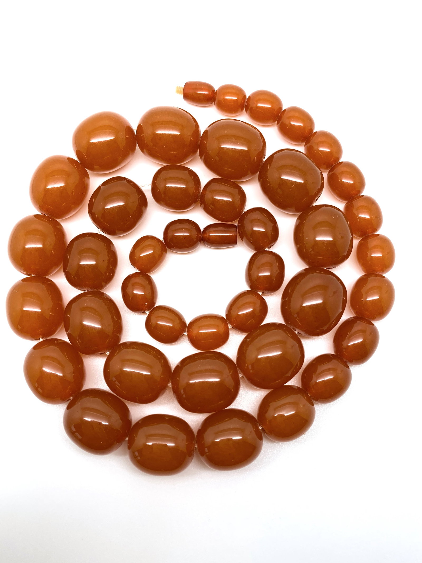 Amazing Vintage Amber Necklace made from Oval shaped Amber beads - 6