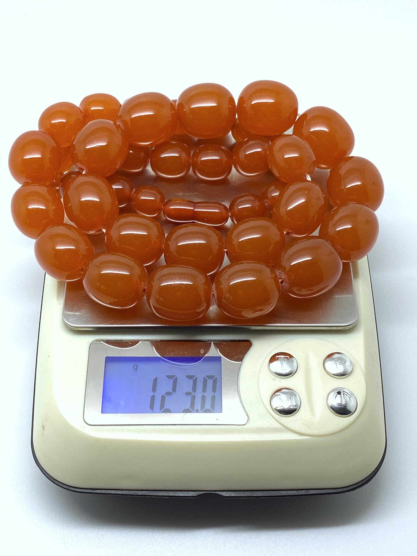 Amazing Vintage Amber Necklace made from Oval shaped Amber beads - 9