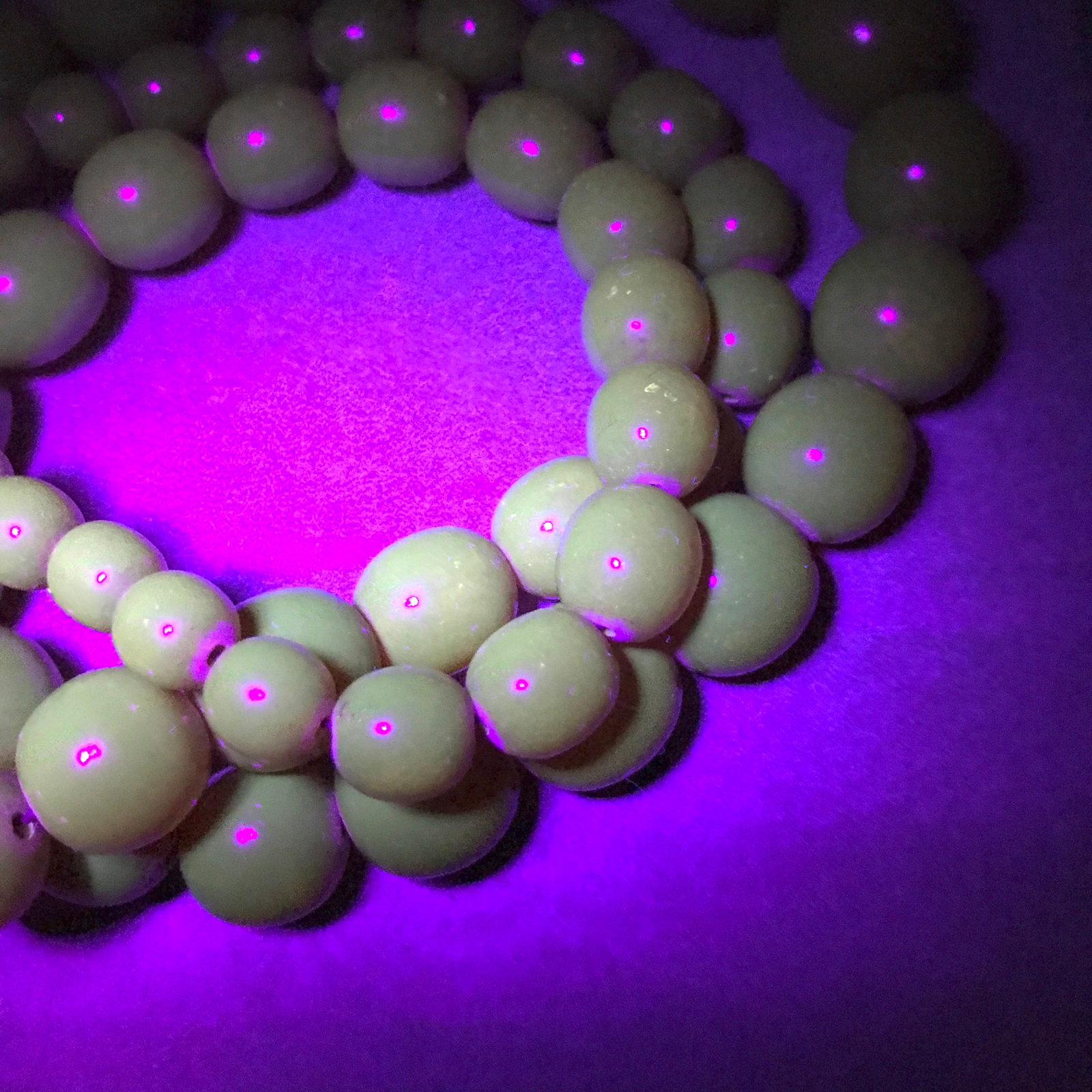 Unique and Remarkable Amber Necklace made from Round Amber beads - 9