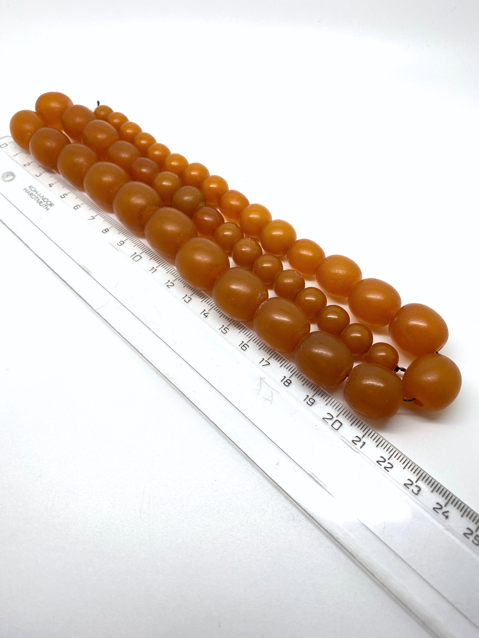 Extraordinary Vintage Amber Necklace made from Oval shaped Amber beads - 6