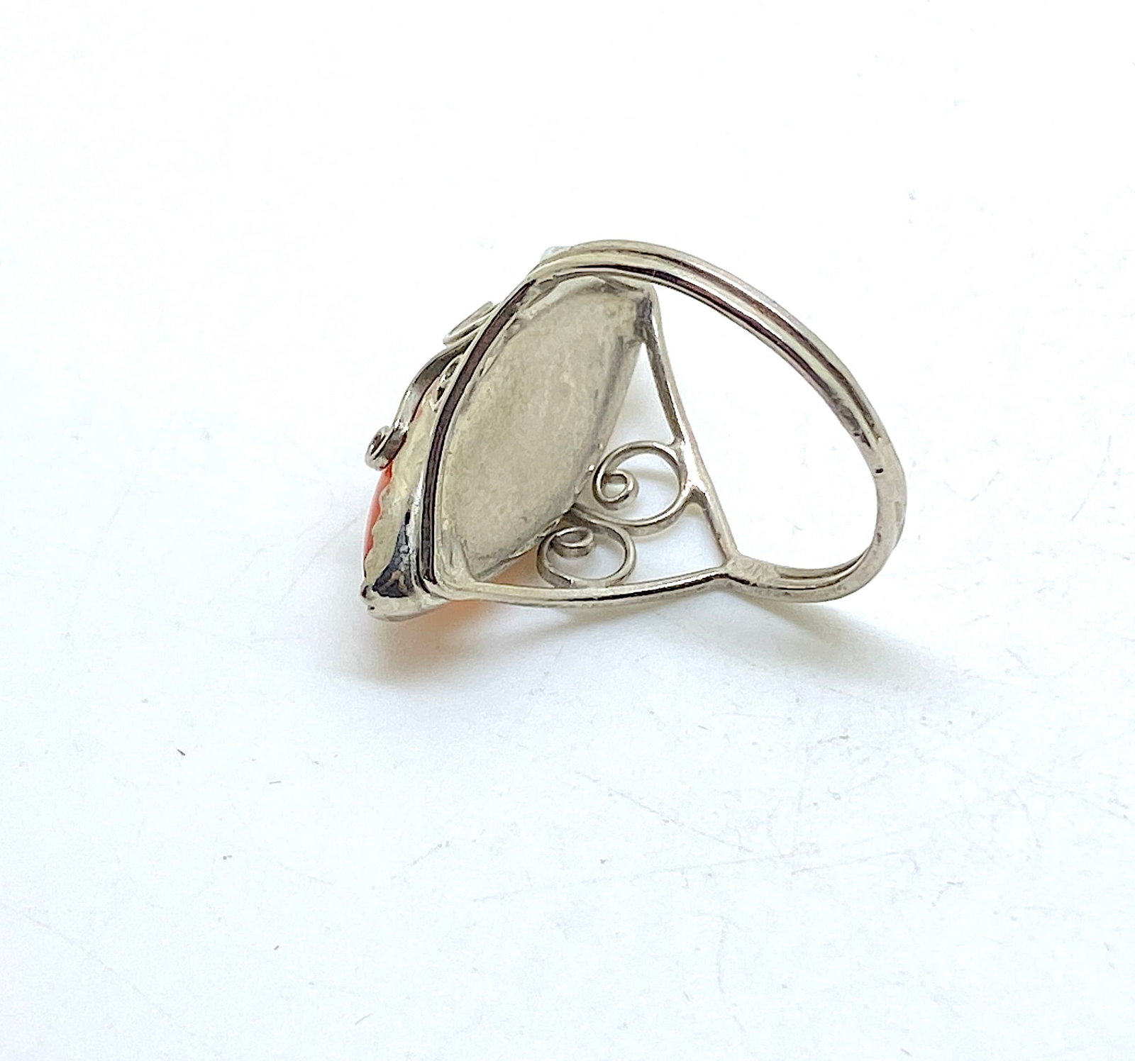 Fascinating Unique Vintage Amber Ring - 6