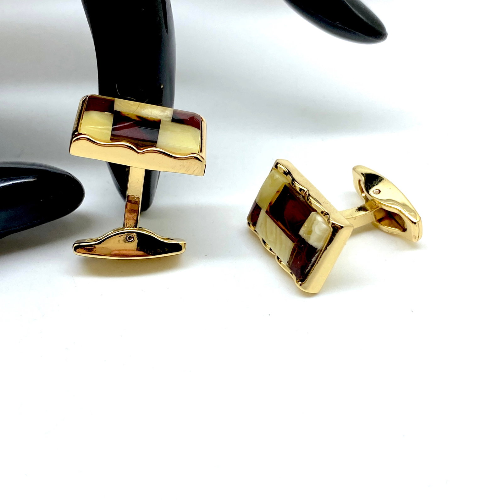 Marvellous Amber Cufflinks - 3