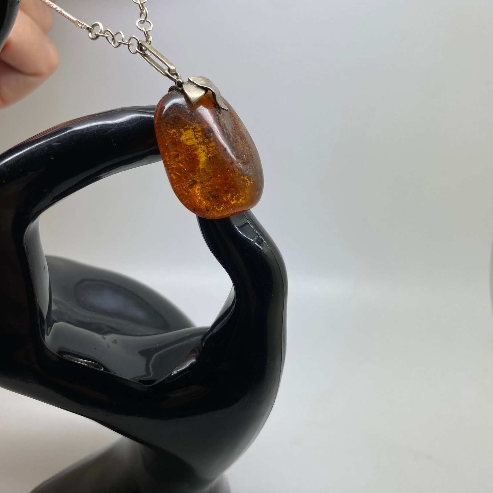 Staggering Vintage Amber Necklace made from Cabochon shaped Amber beads - 2