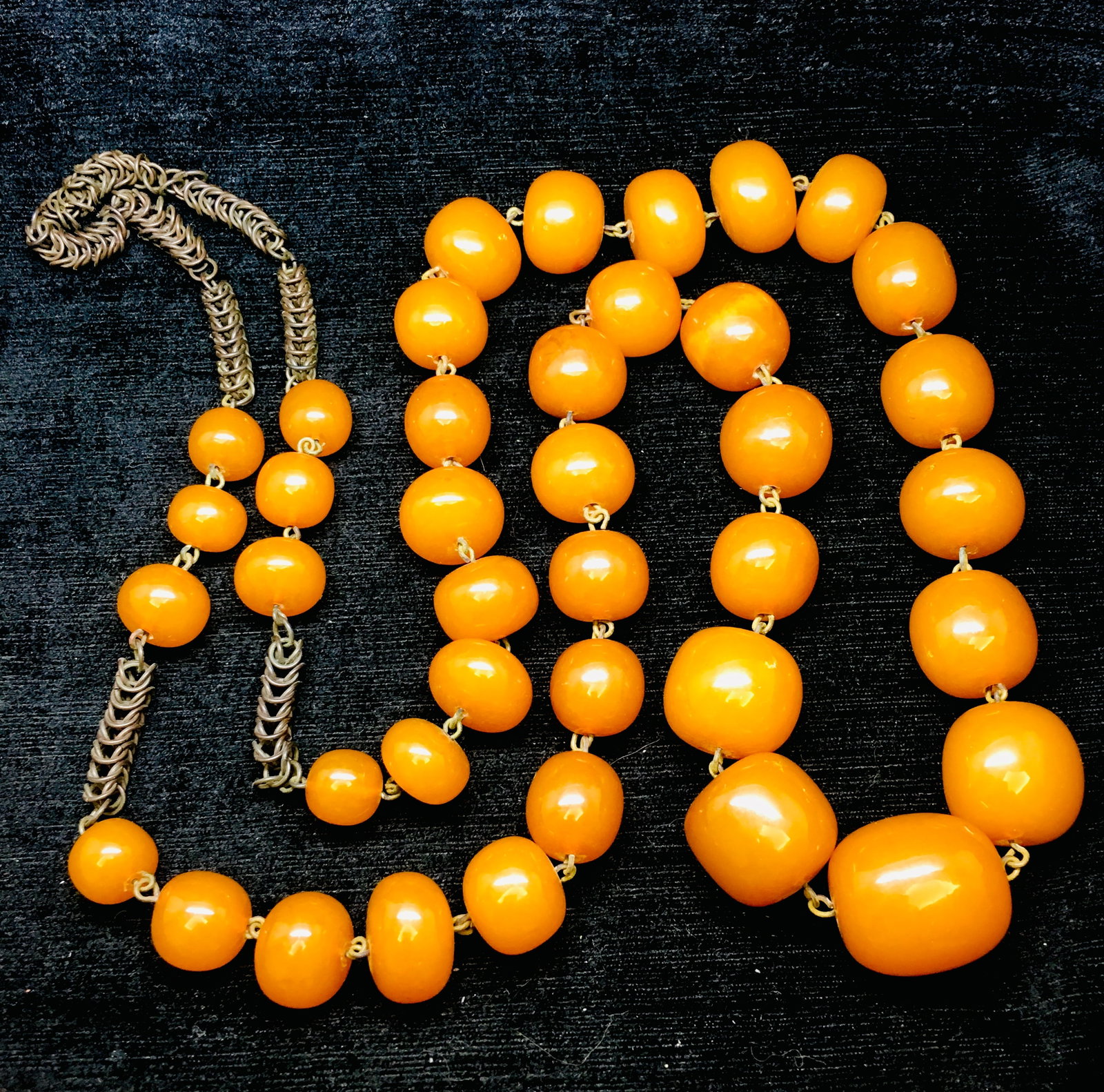 Beautiful Unique Antique Amber Necklace made from Barrel shaped Amber beads - 2