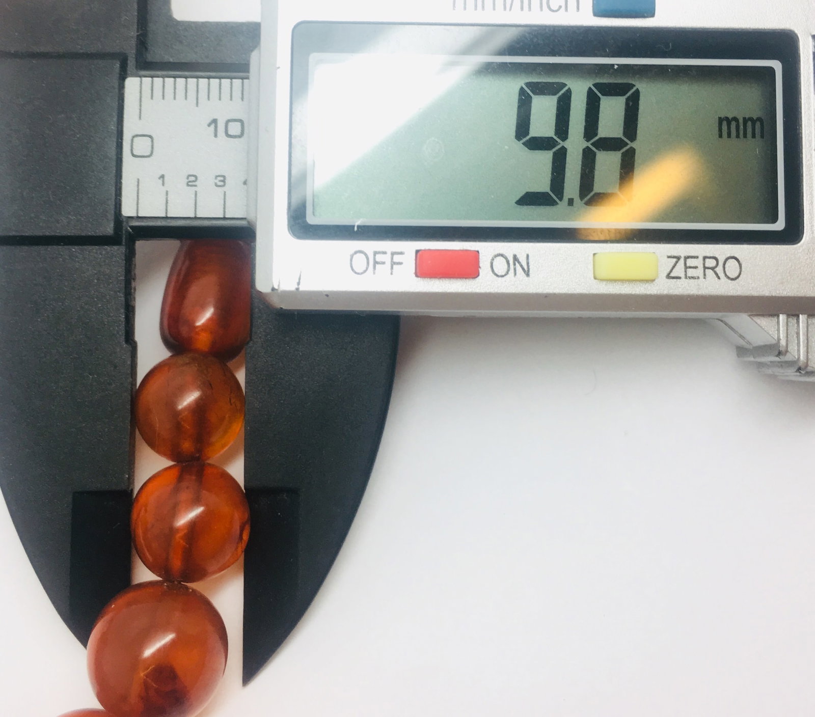 Stunning Vintage Amber Necklace made from Round Amber beads - 7