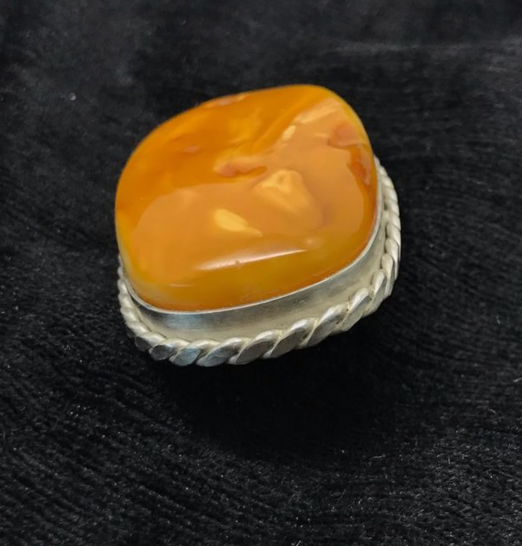 Amazing Unique Vintage Amber Brooch - 4
