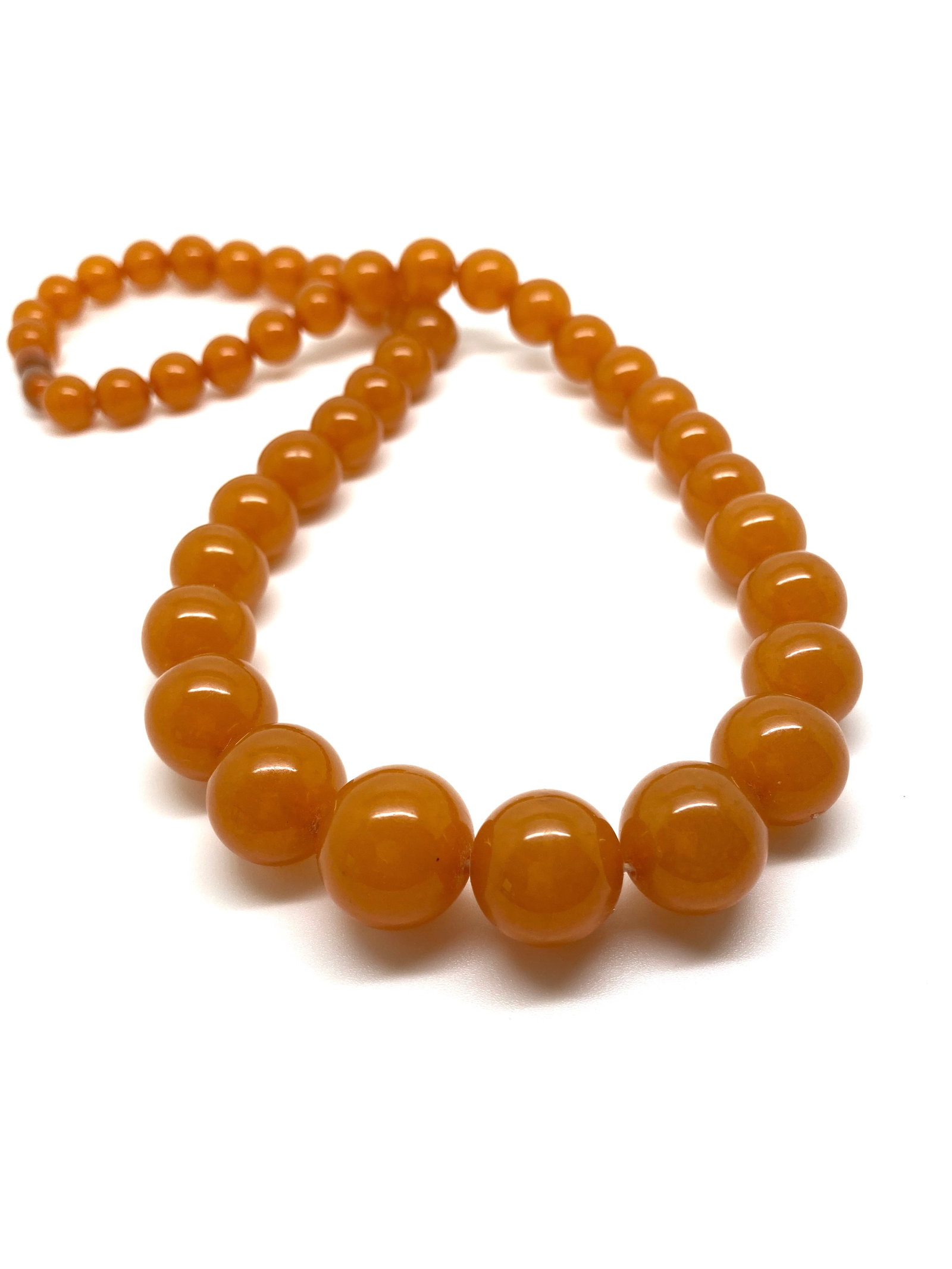Impressive Vintage Amber Necklace made from Round Amber beads - 5