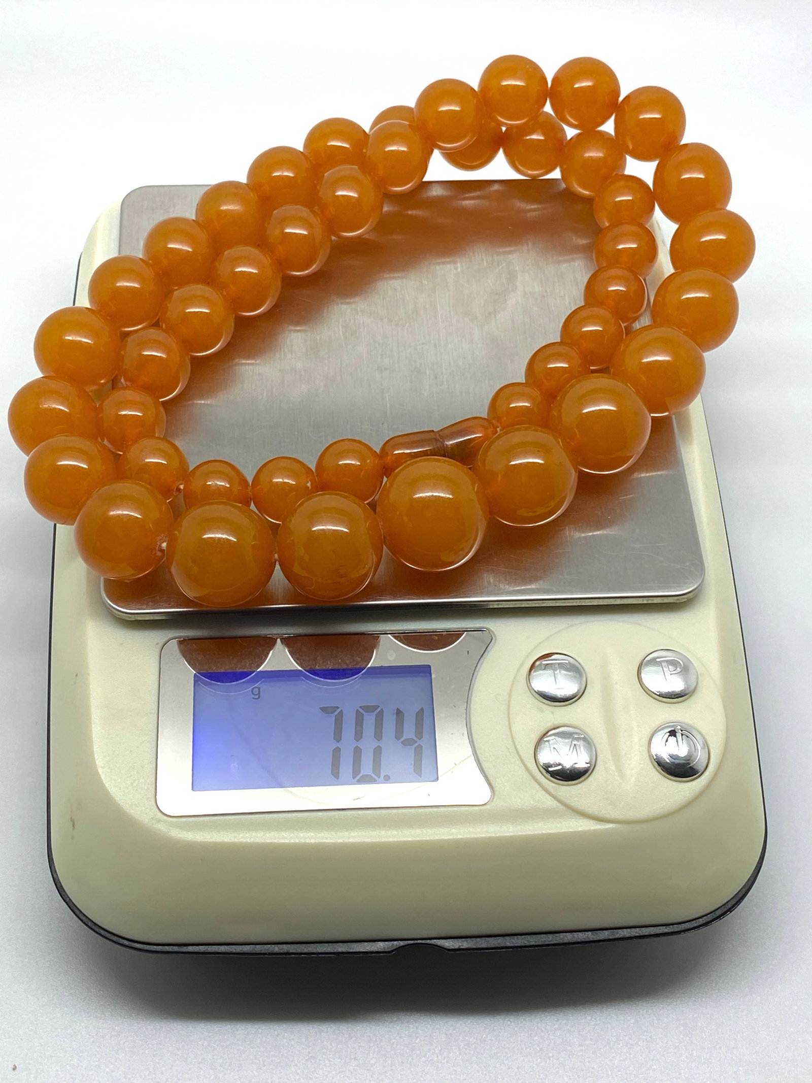 Impressive Vintage Amber Necklace made from Round Amber beads - 8
