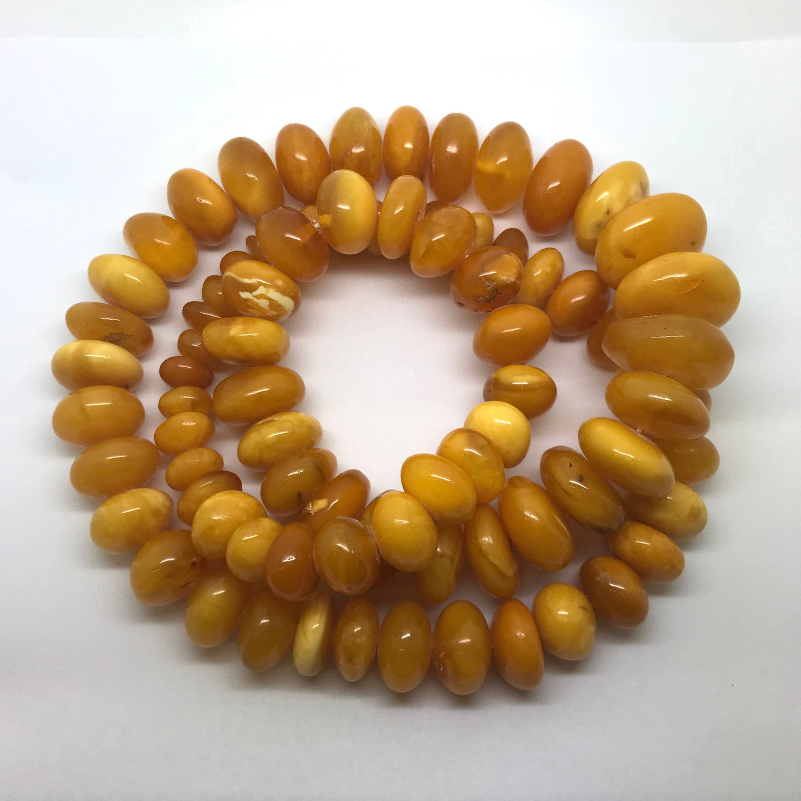 Astonishing Unique Vintage Amber Necklace made from Doughnut shaped Amber beads - 7