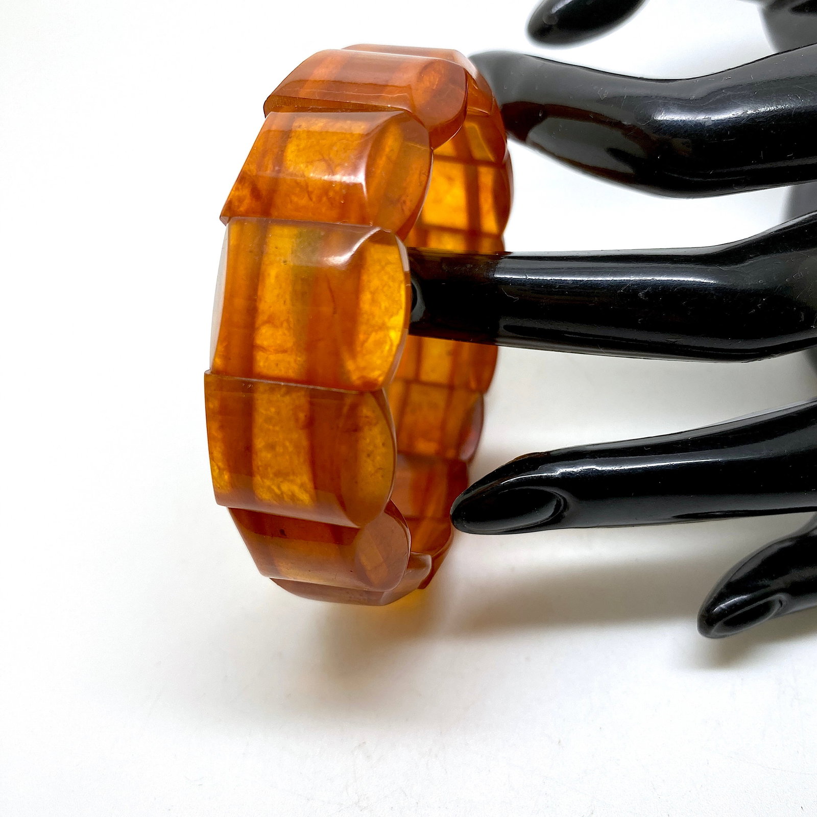 Grand Unique Vintage cut Amber bangle bracalet - 2