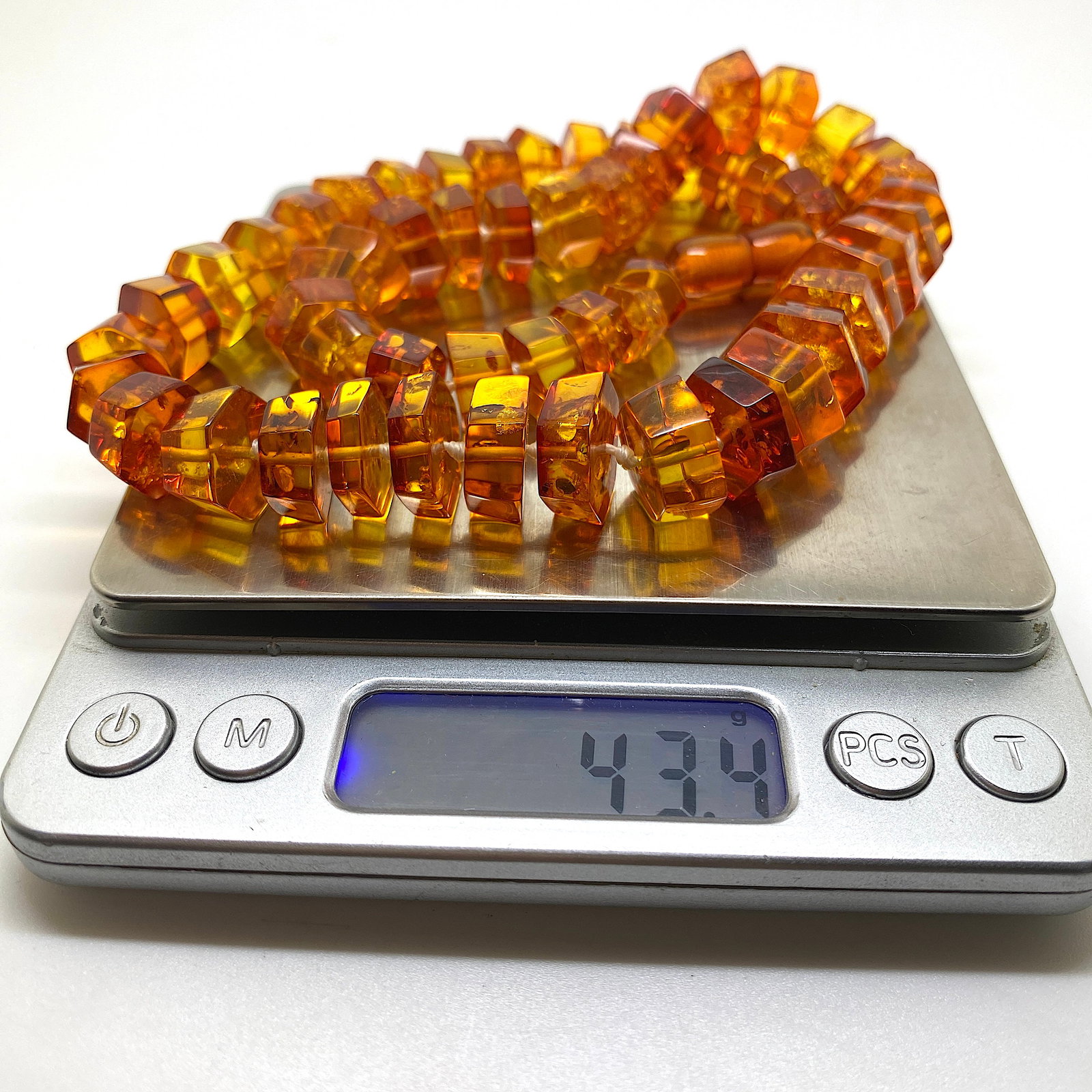 Staggering Vintage Amber Necklace made from Hand Carved Amber beads - 7