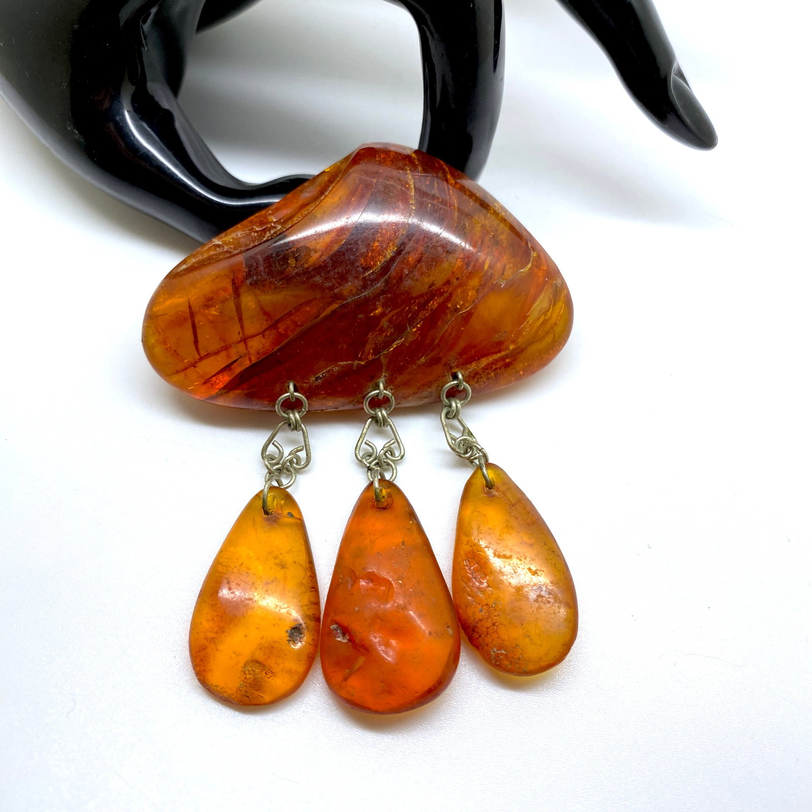 Outstanding Vintage Amber Brooch - 3