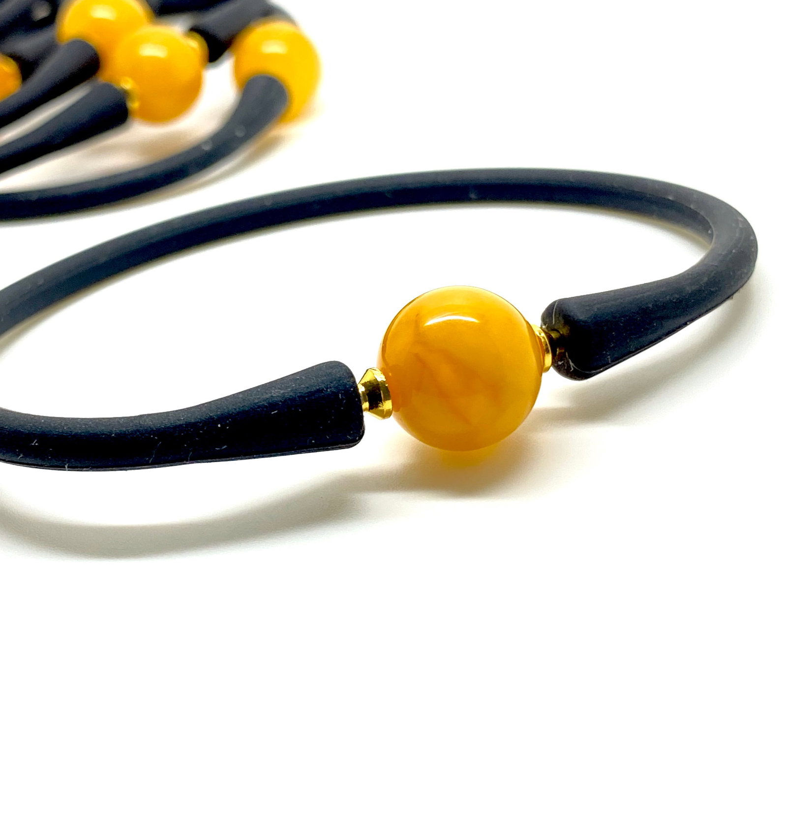 Grand Amber Bracelet made from Round Amber bead - 4