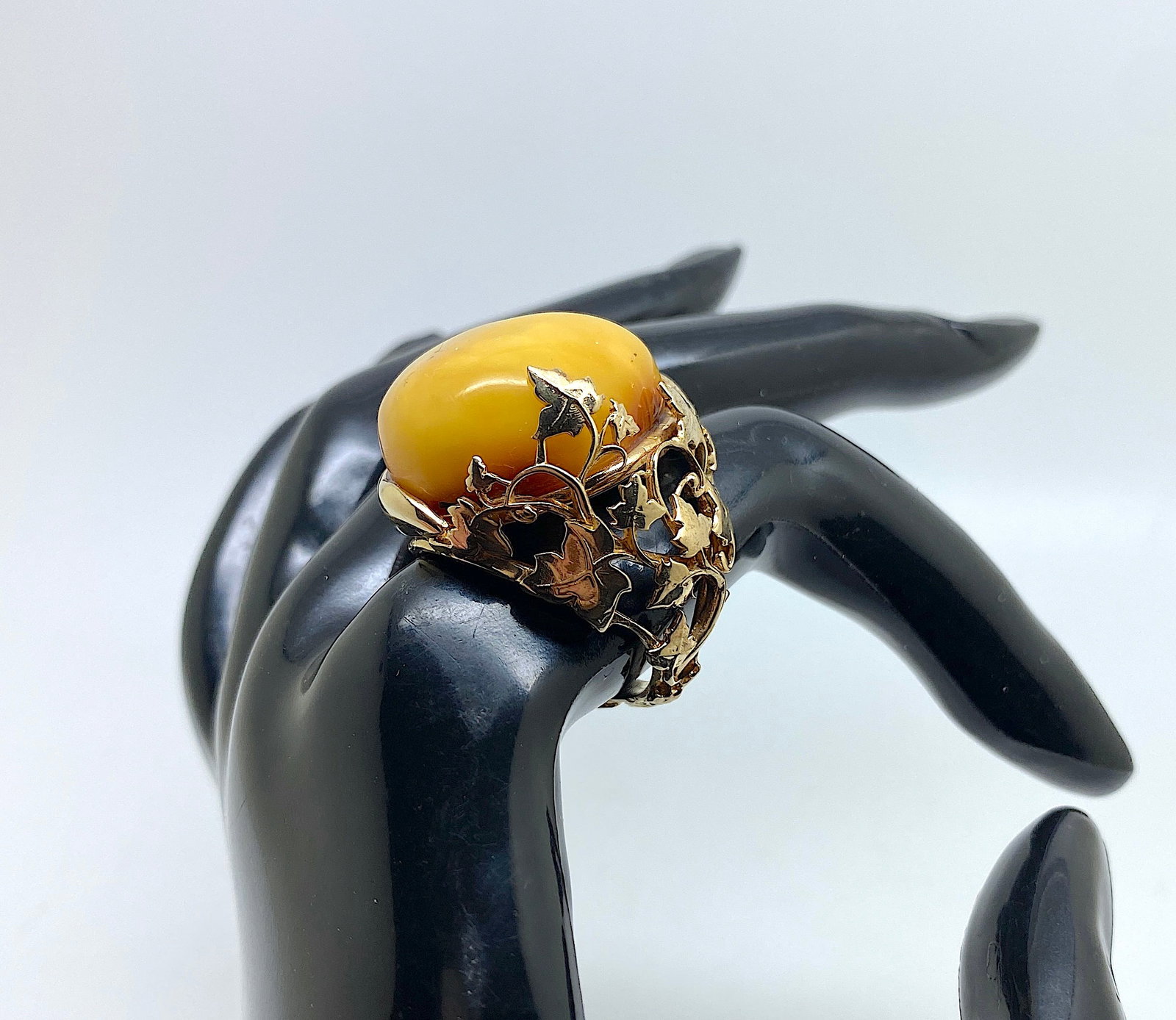 Unique and Adjustable Amber Ring (1 of 9)