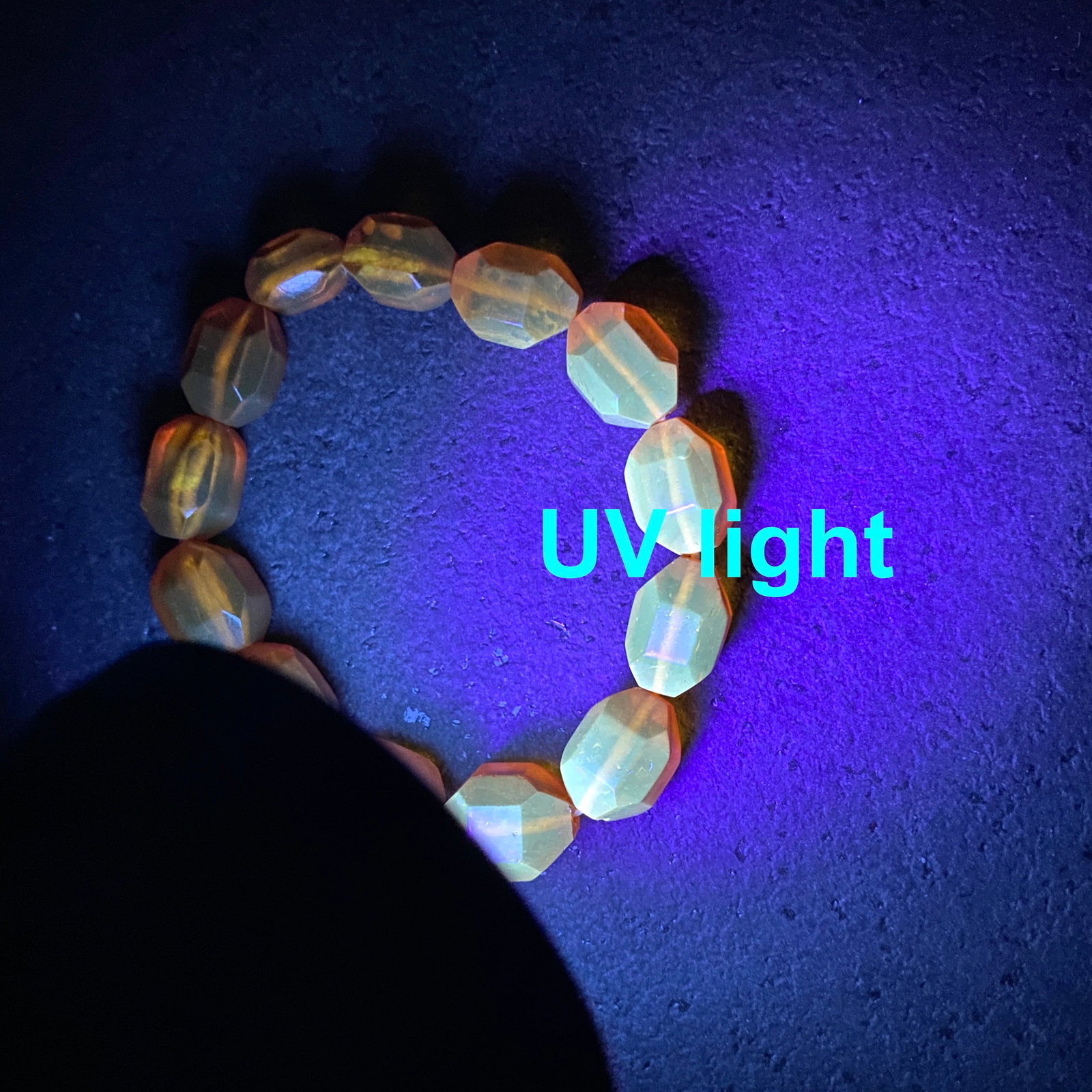 Marvellous Amber Bracelet made from Barrel shaped Amber beads - 9