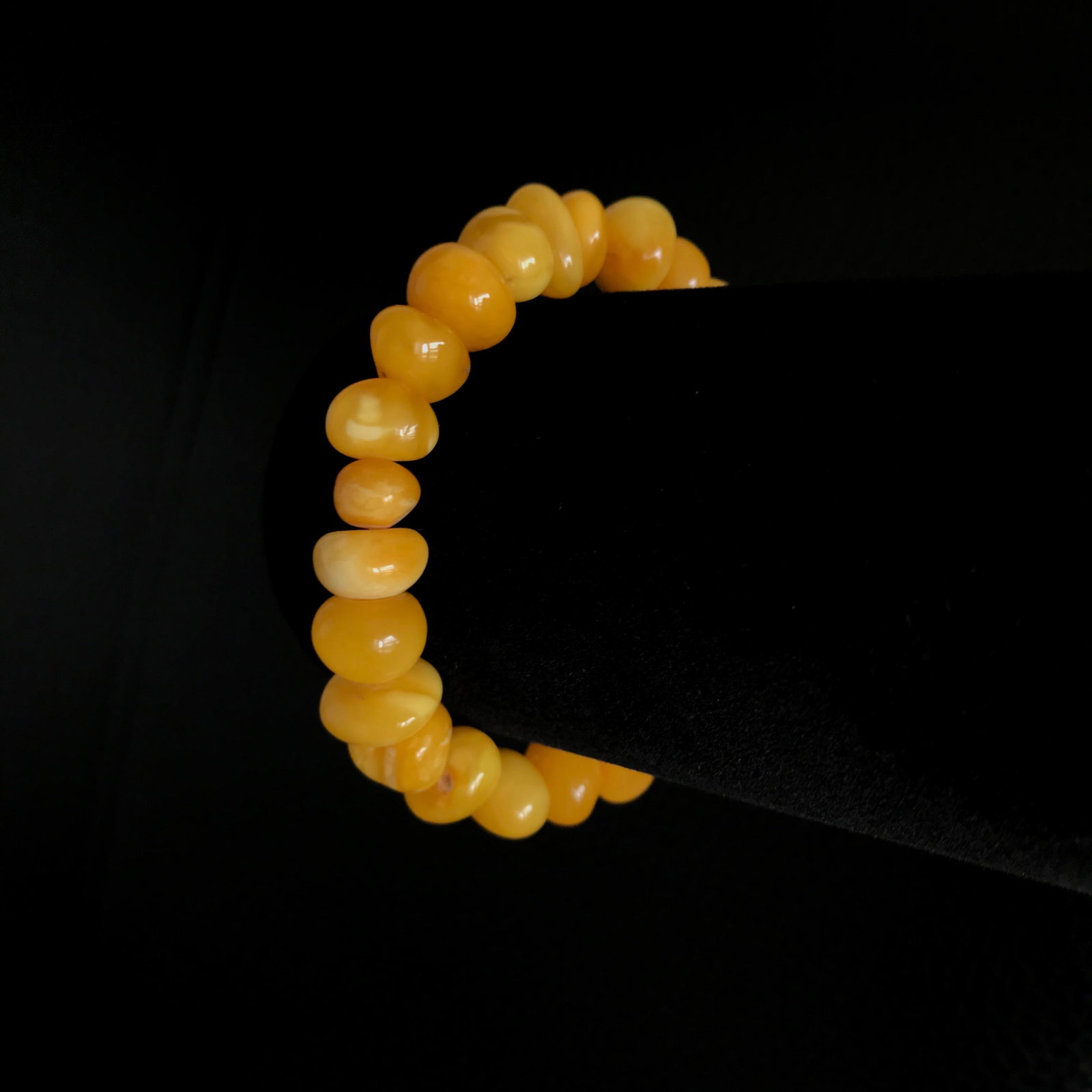 Impressive Amber Bracelet made from Natural shaped Amber beads - 4