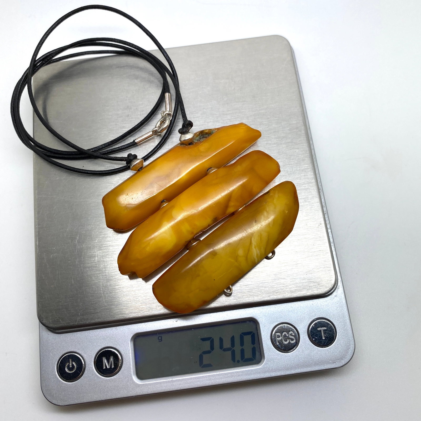 Marvellous Amber Pendant - 5