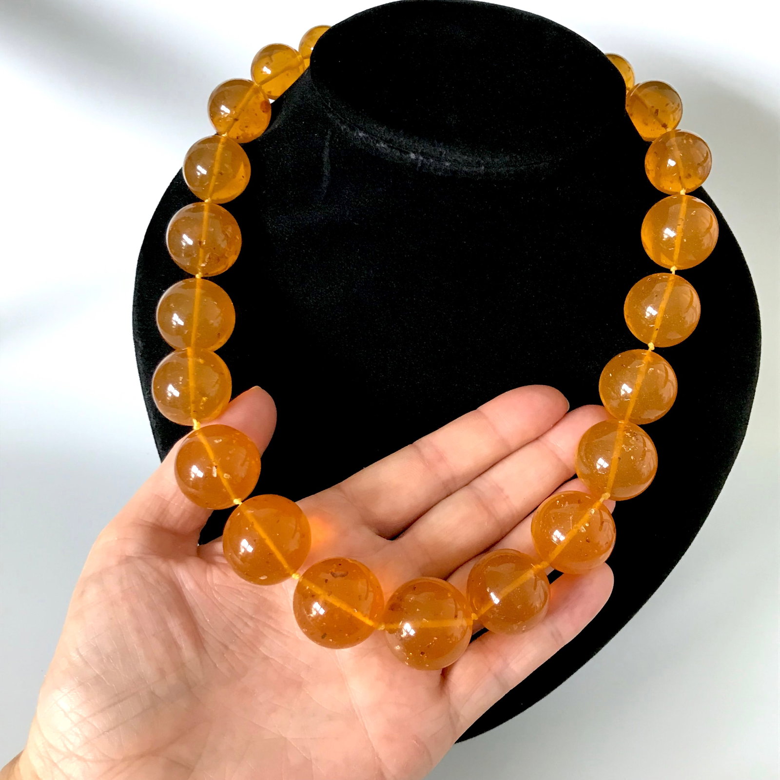 Outstanding Unique Vintage Amber resin Necklace made from Round Amber resin beads - 3