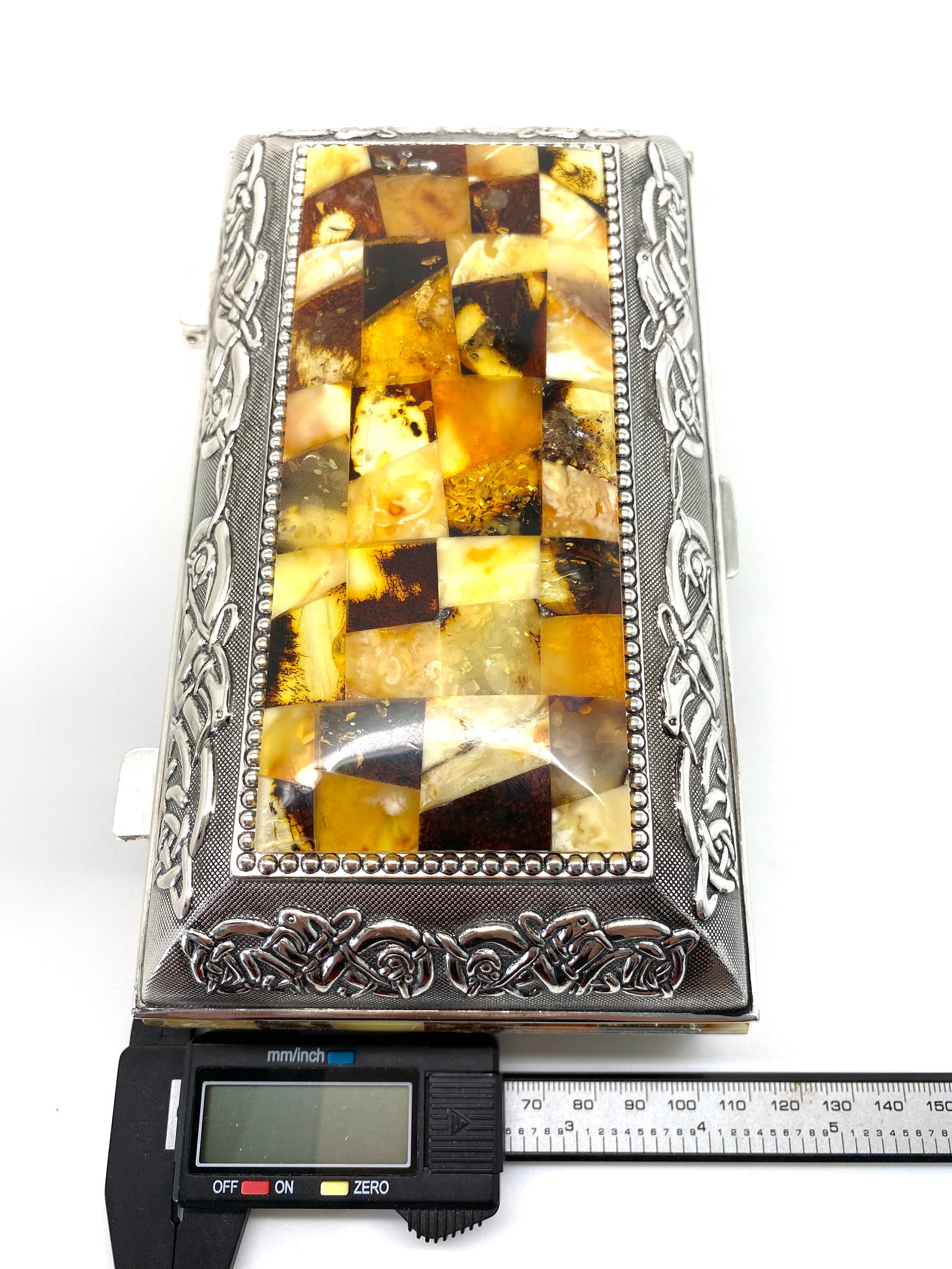 Staggering Unique Vintage Amber Jewellery box - 5