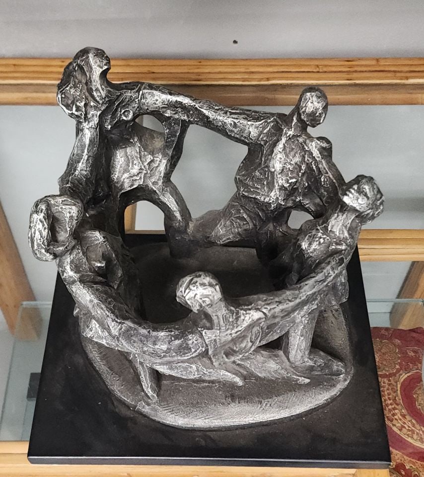 Mid-Century Brutalist Sculpture of Judeo Hora Dance by Klara Server for Austin Productions Circa 70s - 7