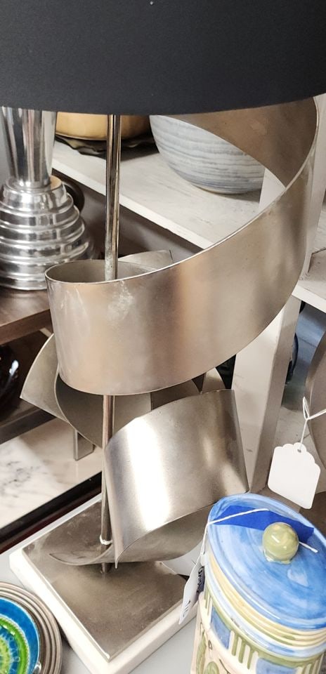 Hi-Design Mitchell Gold / Bob Williams tall modernist sculptural metal table lamp - 4