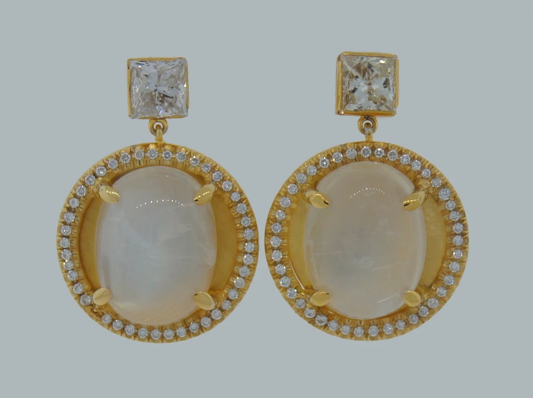 Chic MOONSTONE 1.68 cts DIAMOND YELLOW GOLD DANGLE DROP HANGING EARRINGS - 3