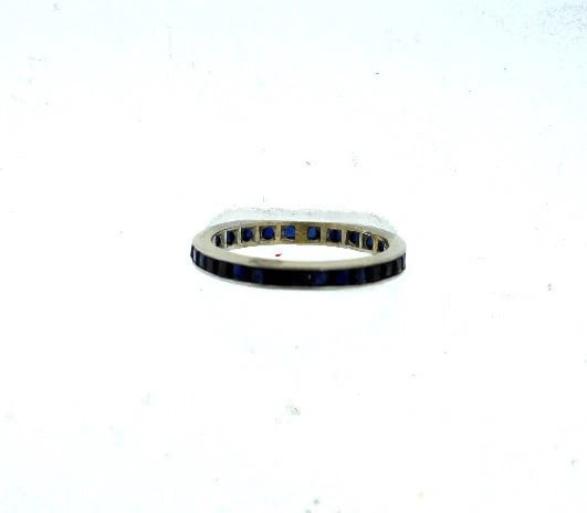 14K WHITE GOLD SAPPHIRE BAND RING STYLISH - 2