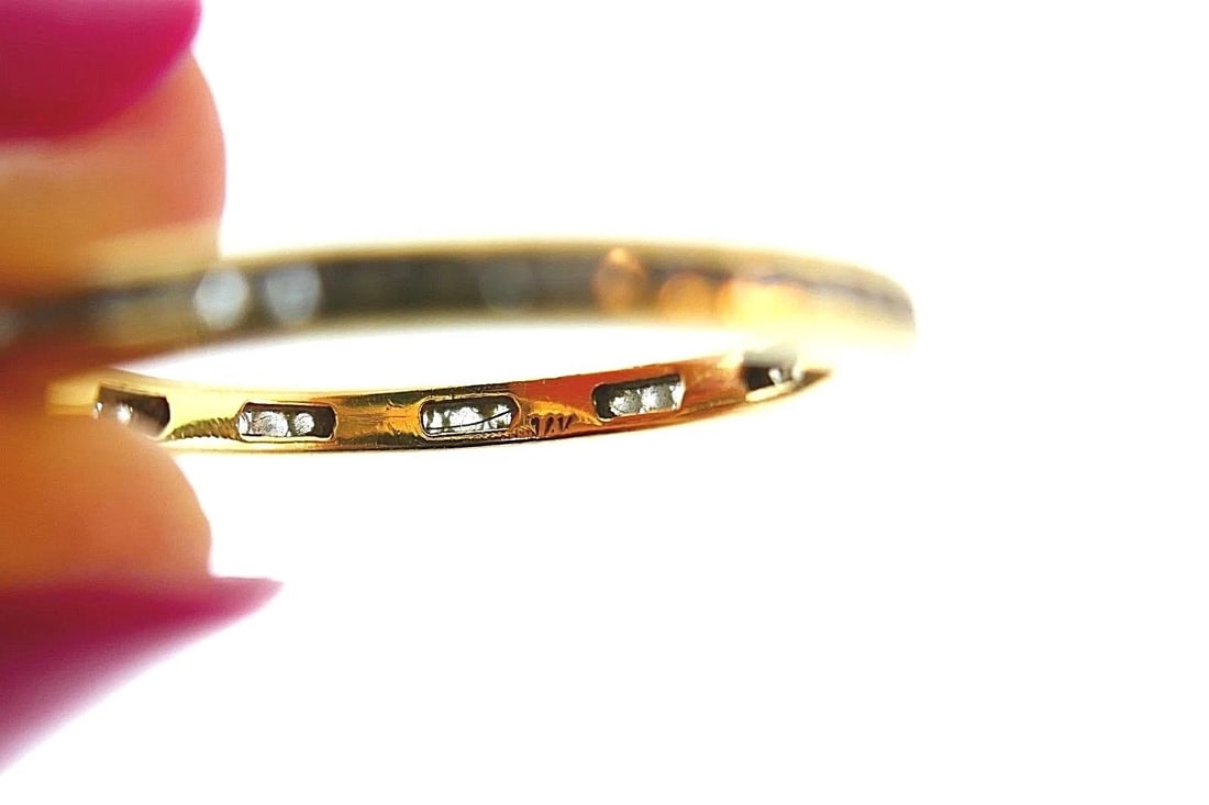 14k Yellow Gold Diamond Vintage Ring - 5