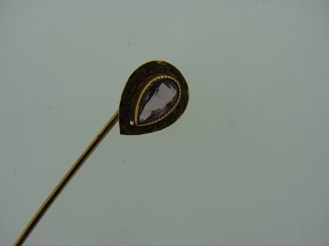 C1900 VICTORIAN ANTIQUE 10K YELLOW GOLD AMETHYST STICK PIN - 3