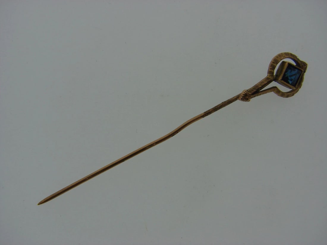 C1900 VICTORIAN ANTIQUE 14K YELLOW GOLD BLUE TOPAZ STICK PIN - 2