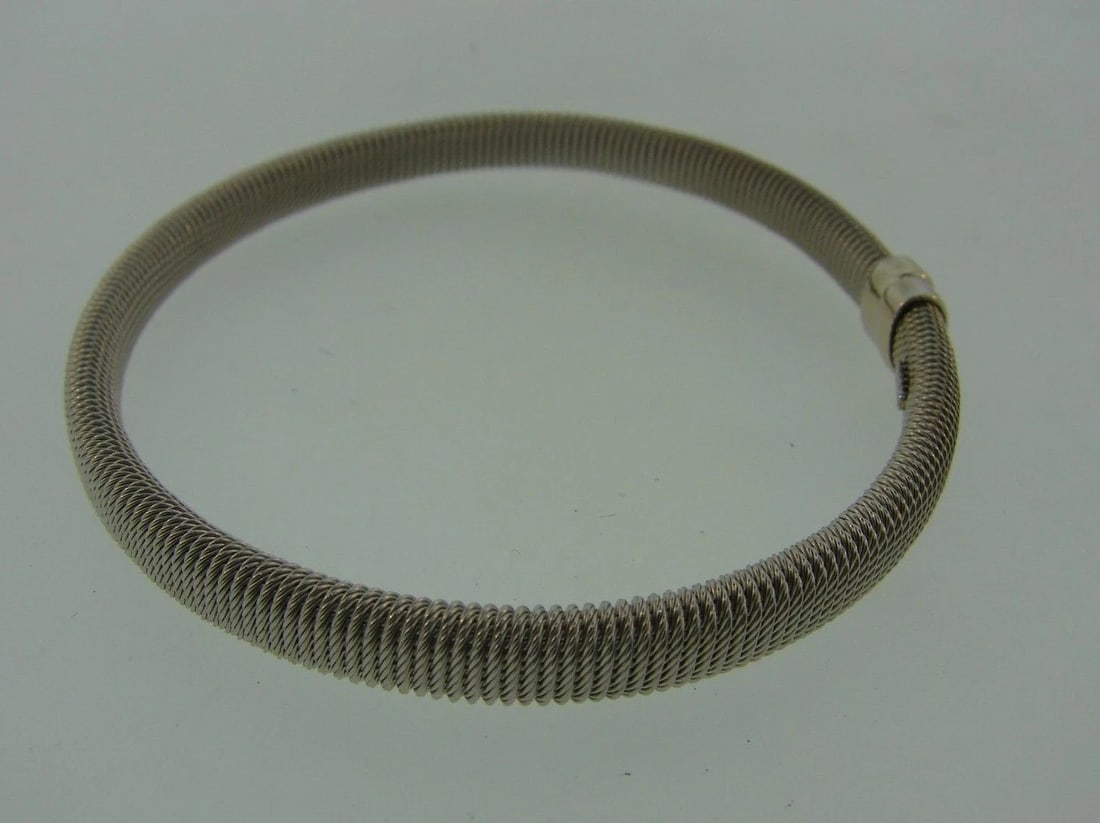 CHIC Italian 14k White Gold Mesh Bangle - 4