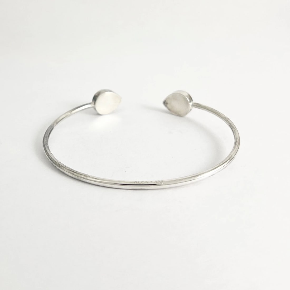 Alex and Ani Teardrop Glitter Druzy Flex Cuff Bangle Bracelet Silver 4.86 Grams - 9