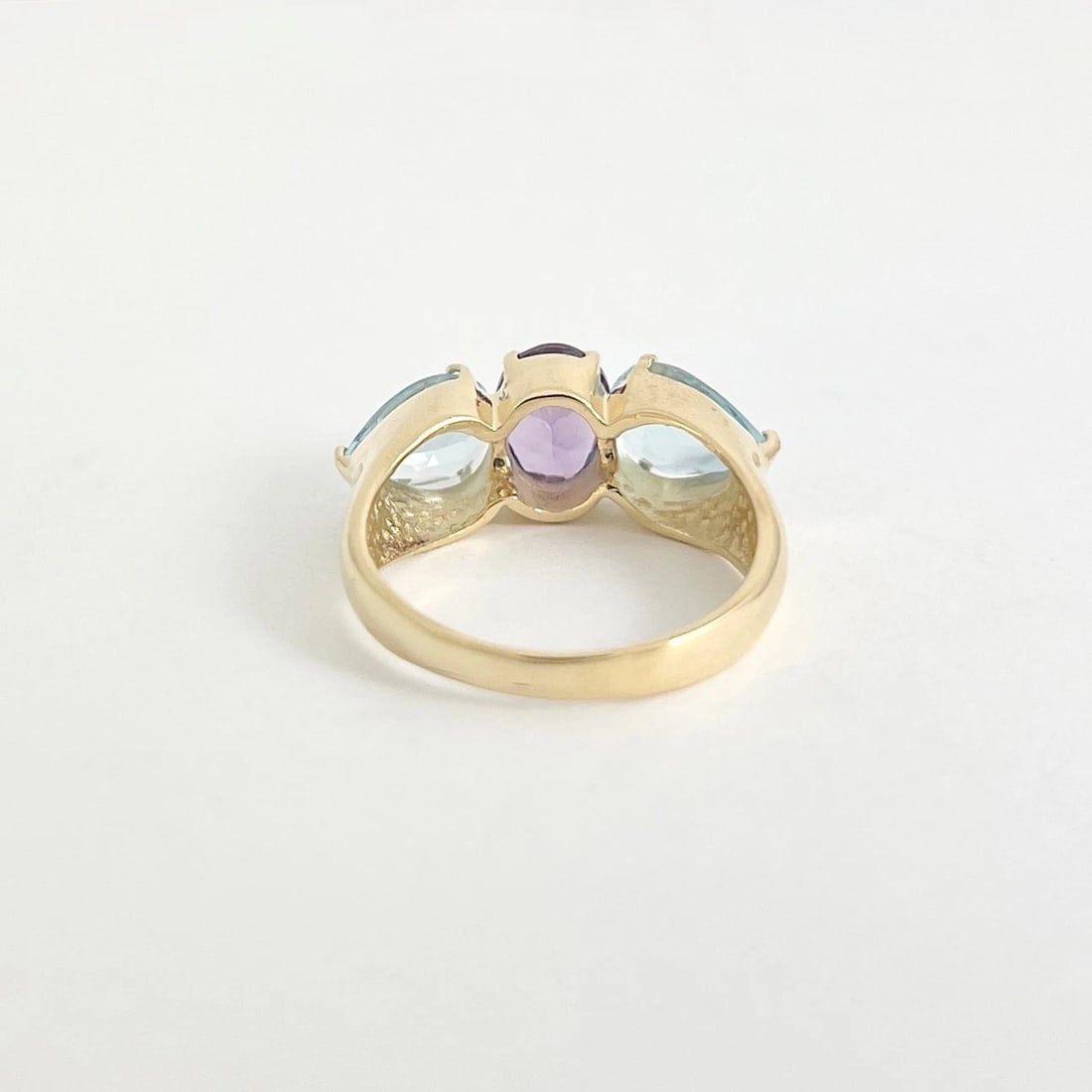 3-Stone Purple Amethyst Blue Topaz Statement Ring 14K Yellow Gold, 5.64 Grams - 7