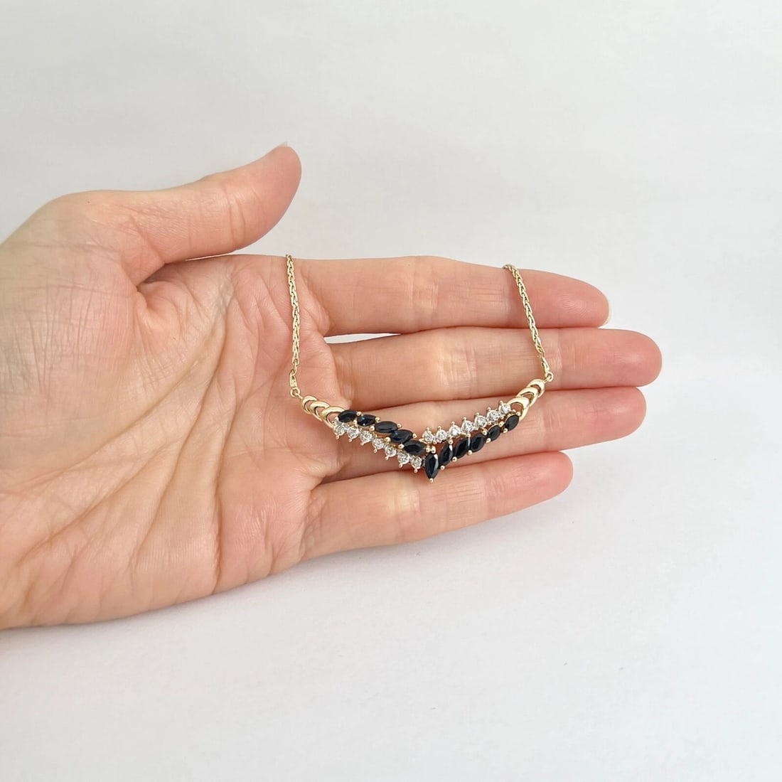 Estate Sapphire Diamond Chevron Pendant Necklace 14K Yellow Gold , 8.06 Gr - 3