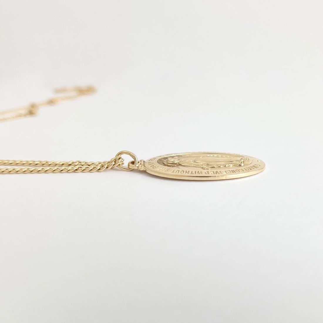 Mother Mary Miraculous Medal Religious Pendant Necklace 14K Yellow Gold, 14.54 G - 7