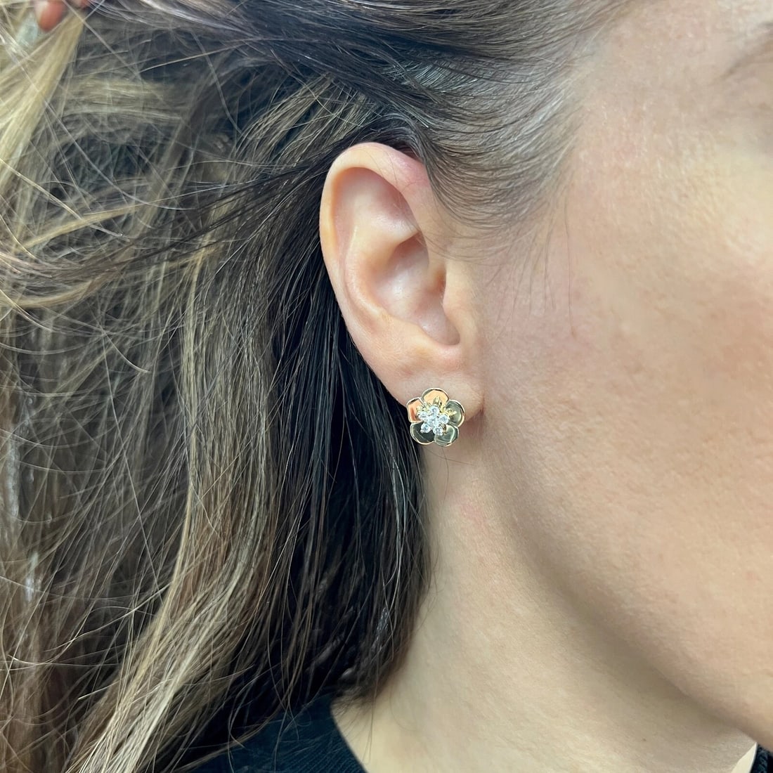 Estate CZ Cubic Zirconia Flower Huggie Stud Earrings 10K Yellow Gold, 3.10 Grams - 4